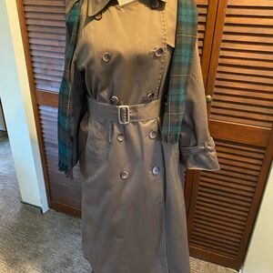 Vintage London Fog Trench Coat Brown 10P Belted Classic Fully Lined